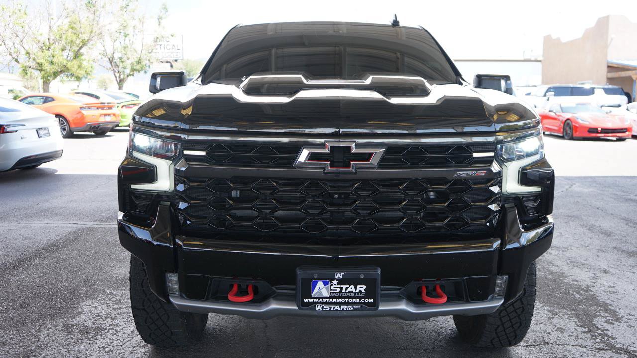 Used 2023 Chevrolet Silverado 1500 ZR2 w/ Technology Package AWD/4WD image 8