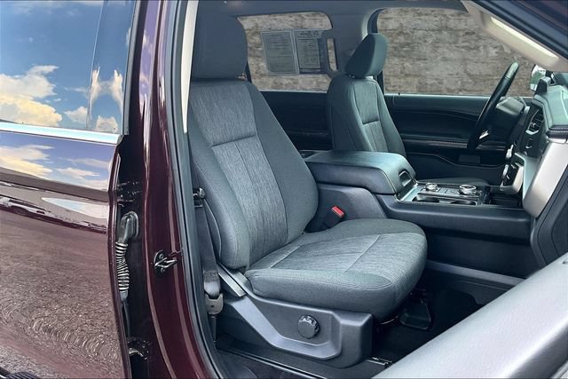 Used 2023 Ford Expedition XLT AWD/4WD image 29