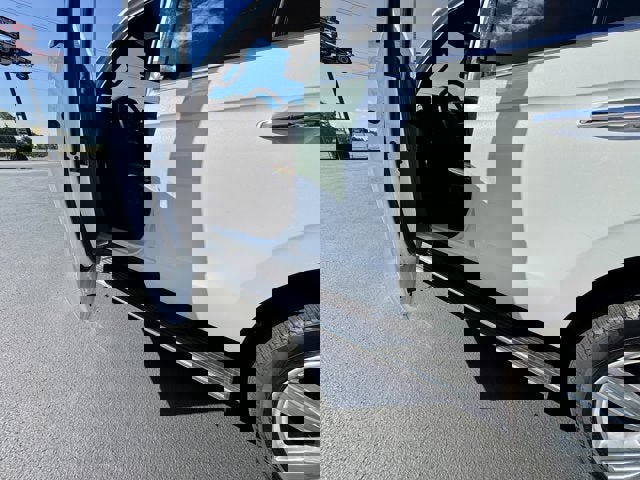 Used 2024 Ford Expedition King Ranch image 9