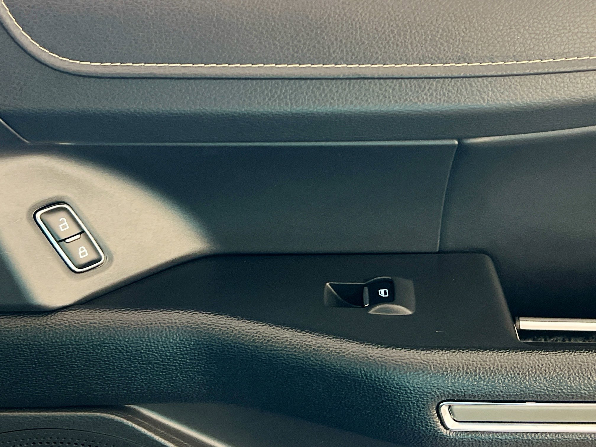 Used 2024 Ford Expedition XLT image 32