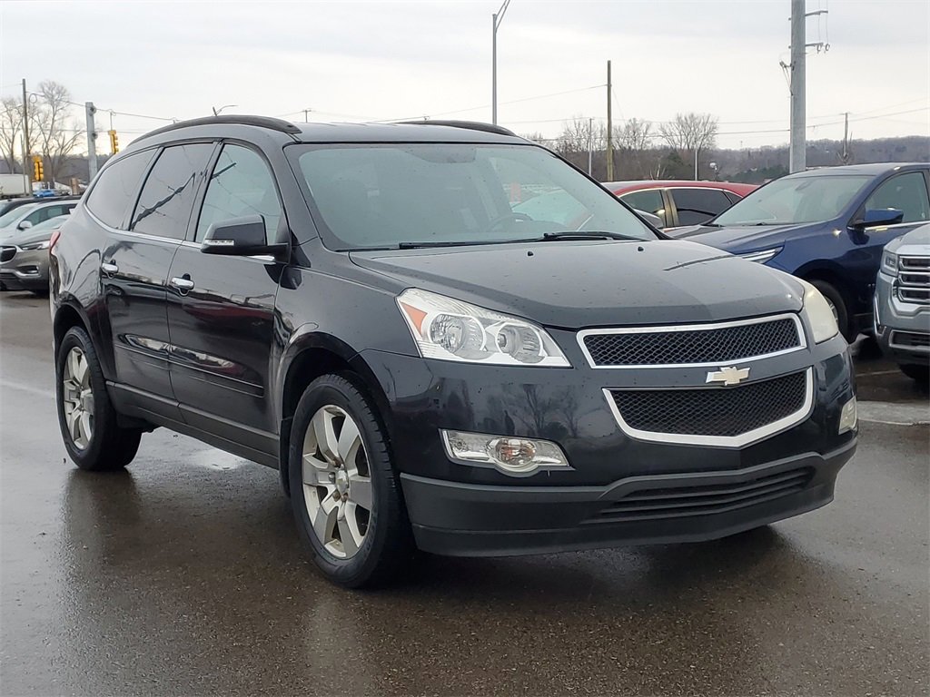 Used 2011 Chevrolet Traverse LT w/ Personal Connectivity Package image 4