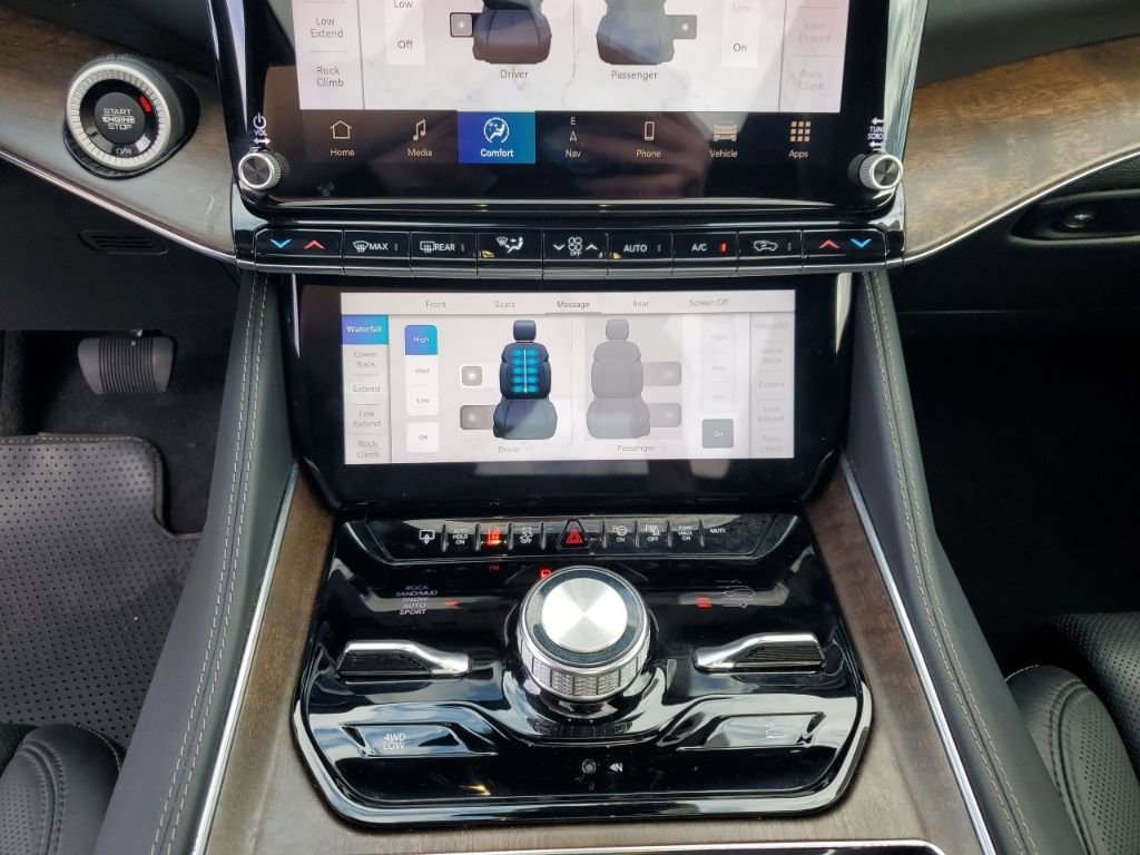 Used 2023 Jeep Grand Wagoneer 4WD image 42