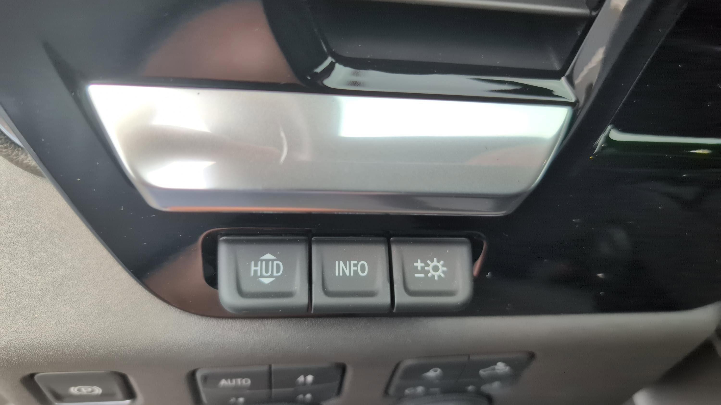 New 2026 Chevrolet Silverado 1500 LTZ w/ LTZ Premium Package image 24