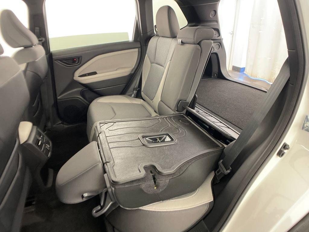 Certified 2026 Subaru Forester Premium AWD/4WD image 28