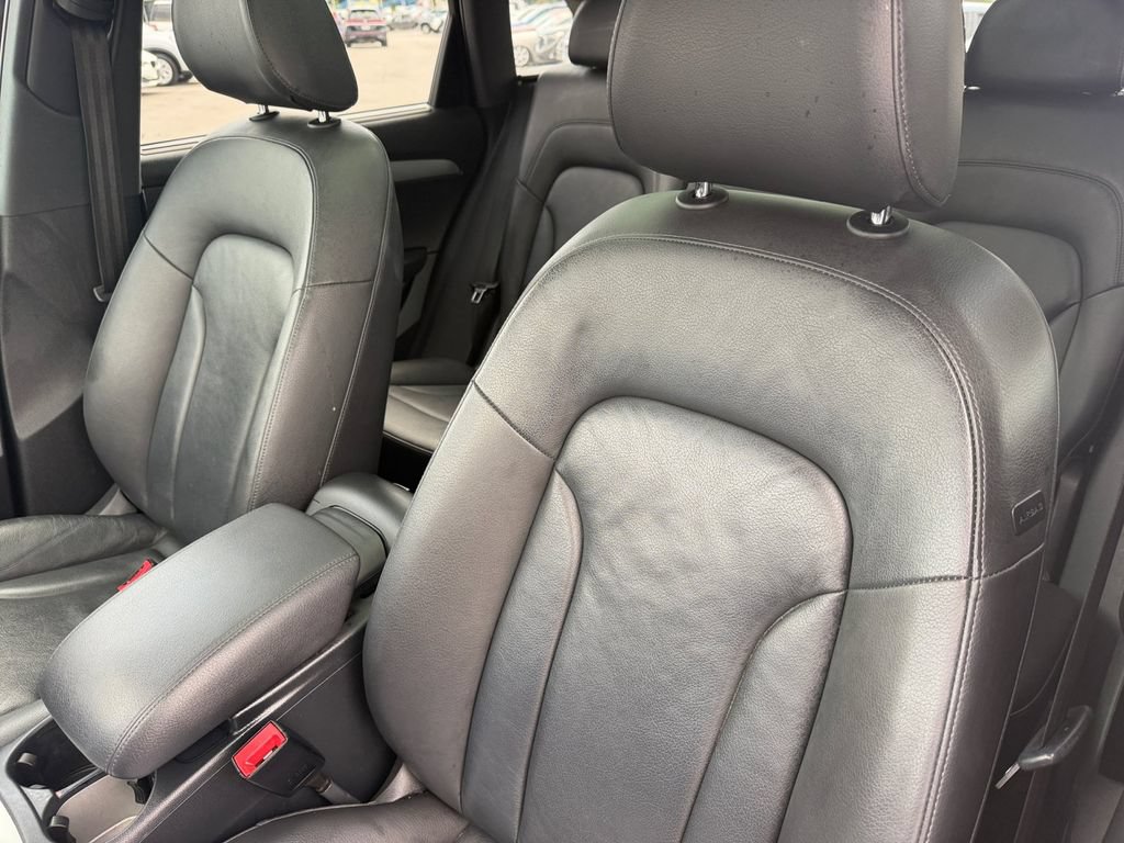 Used 2012 Audi Q5 3.2 Prestige AWD/4WD image 13