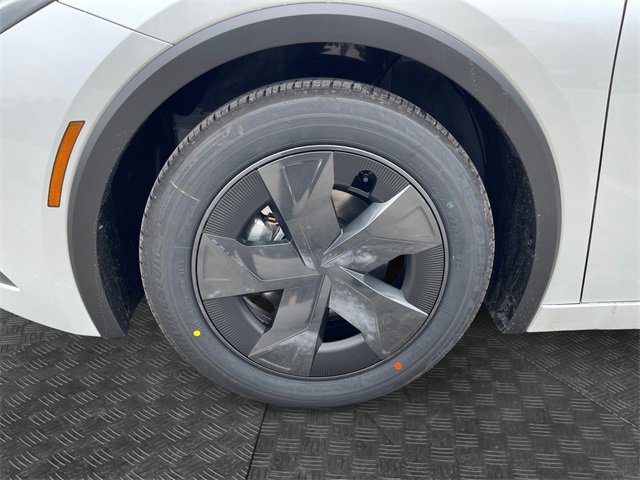 New 2026 Toyota Prius LE image 14