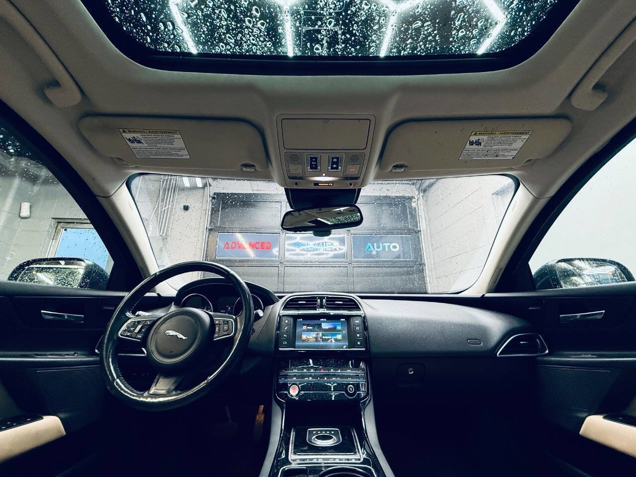 Used 2017 Jaguar XE Premium image 11