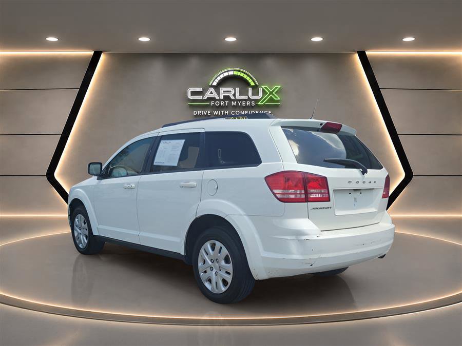 Used 2018 Dodge Journey SE w/ Connectivity Group FWD image 4