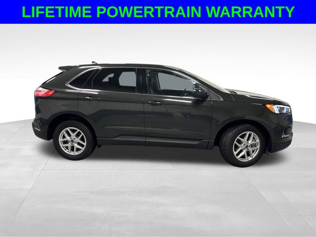 Used 2022 Ford Edge SEL w/ Convenience Package image 2