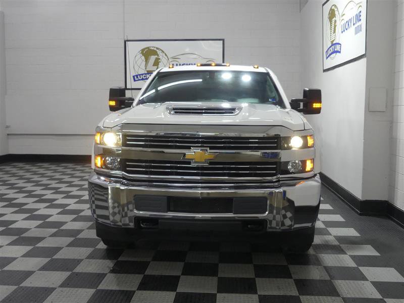Used 2019 Chevrolet Silverado 3500 W/T w/ WT Convenience Package AWD/4WD image 2