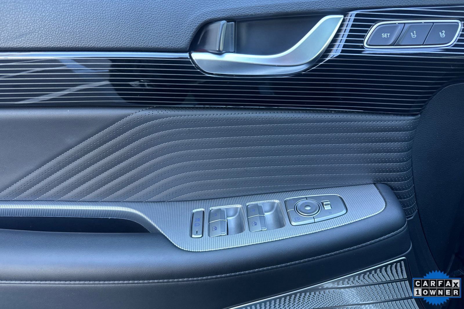 Used 2024 Hyundai Palisade Calligraphy image 15