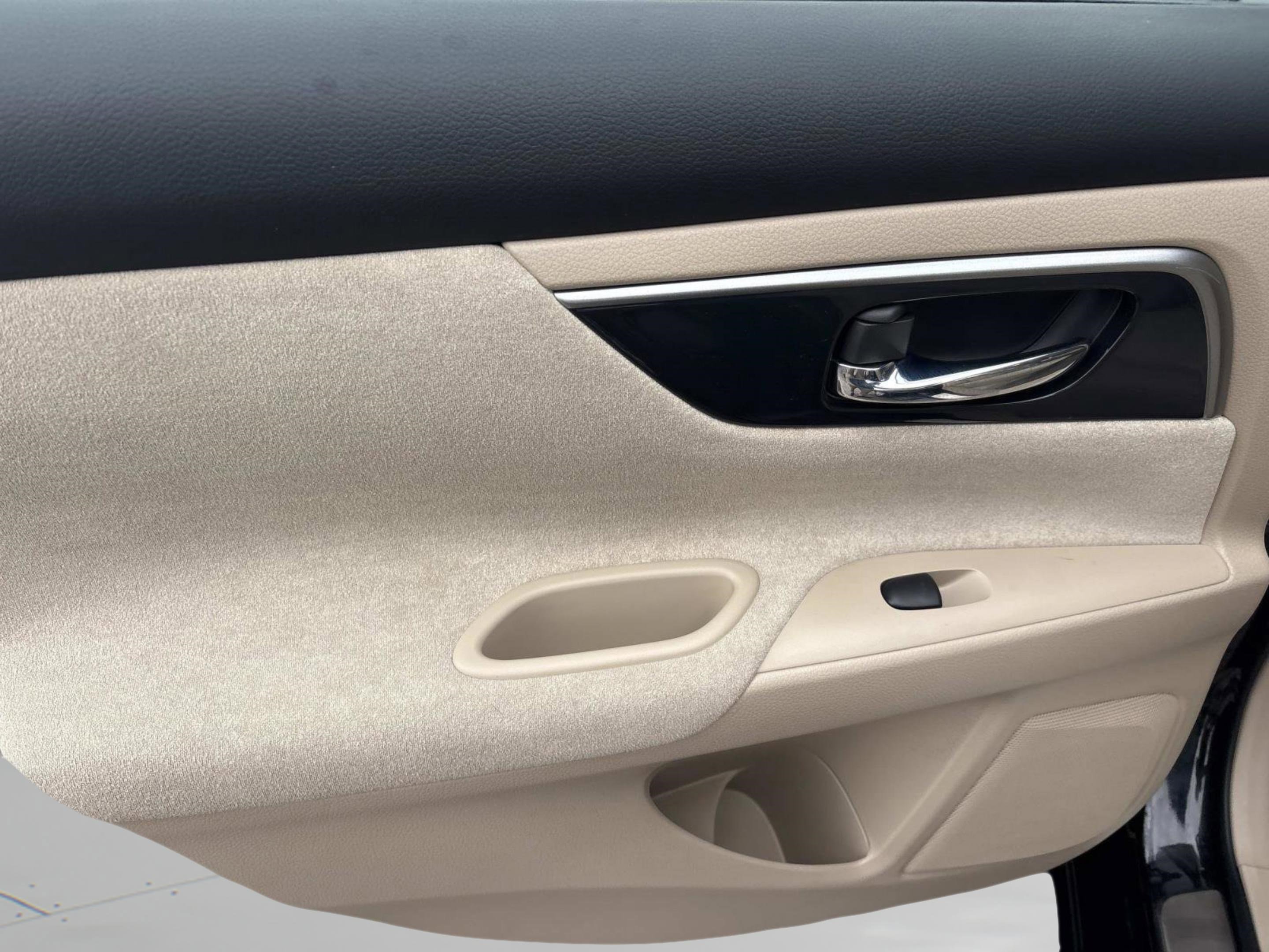 Used 2013 Nissan Altima 2.5 S image 17