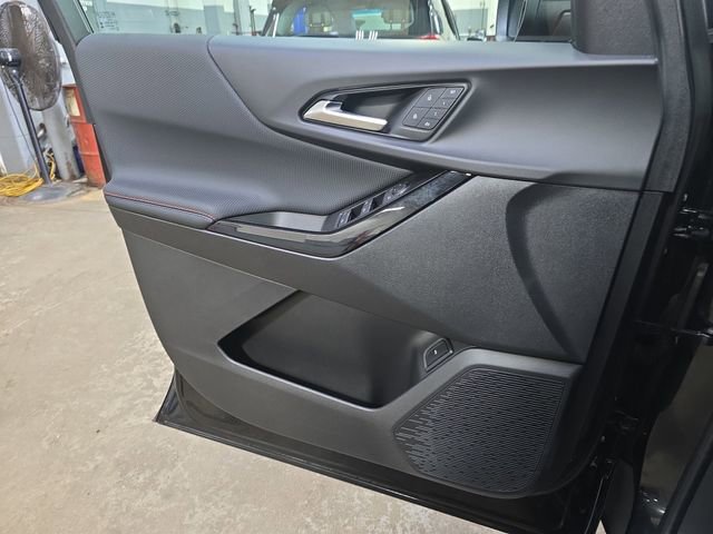 Used 2025 Chevrolet Equinox RS w/ Safety and Technology Package image 31