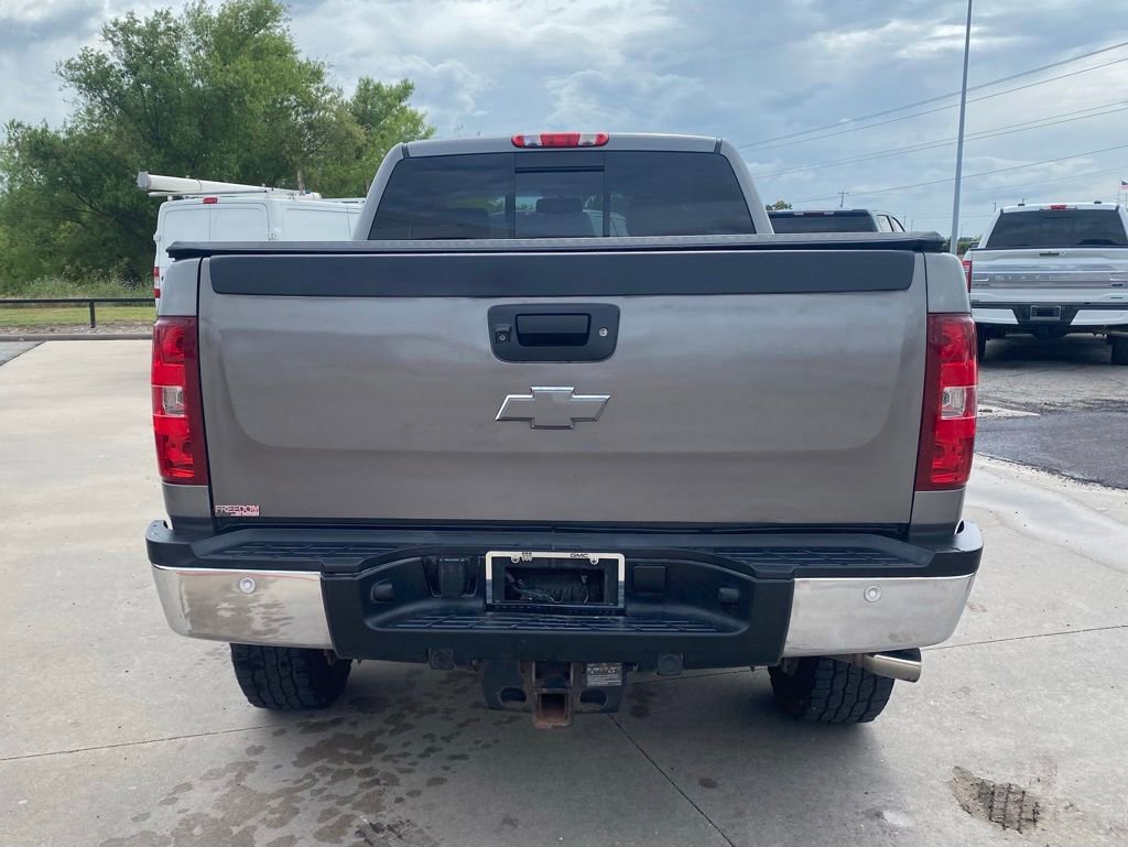 Used 2013 Chevrolet Silverado 2500 LT w/ Z71 Appearance Package AWD/4WD image 4