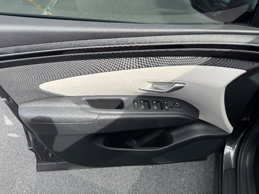 Used 2024 Hyundai Tucson SEL w/ Convenience Package FWD image 20