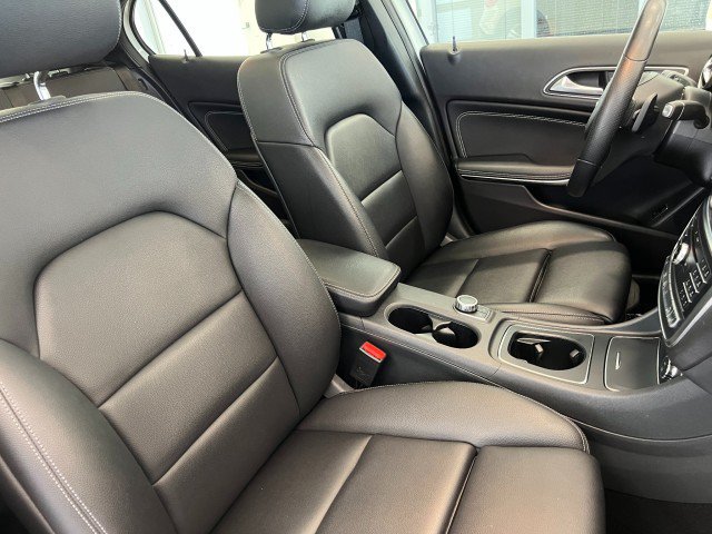 Used 2018 Mercedes-Benz GLA 250 4MATIC image 14
