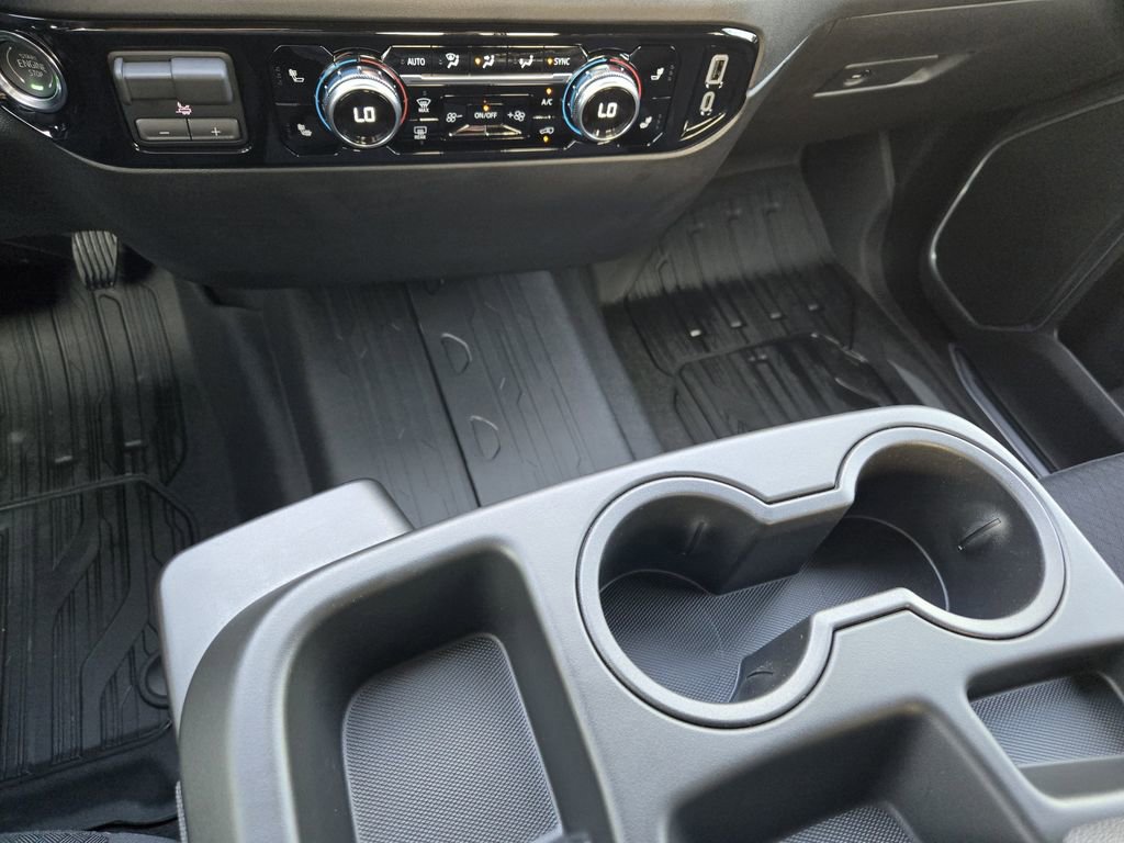 Used 2025 GMC Sierra 2500 SLE w/ SLE Value Package; image 17