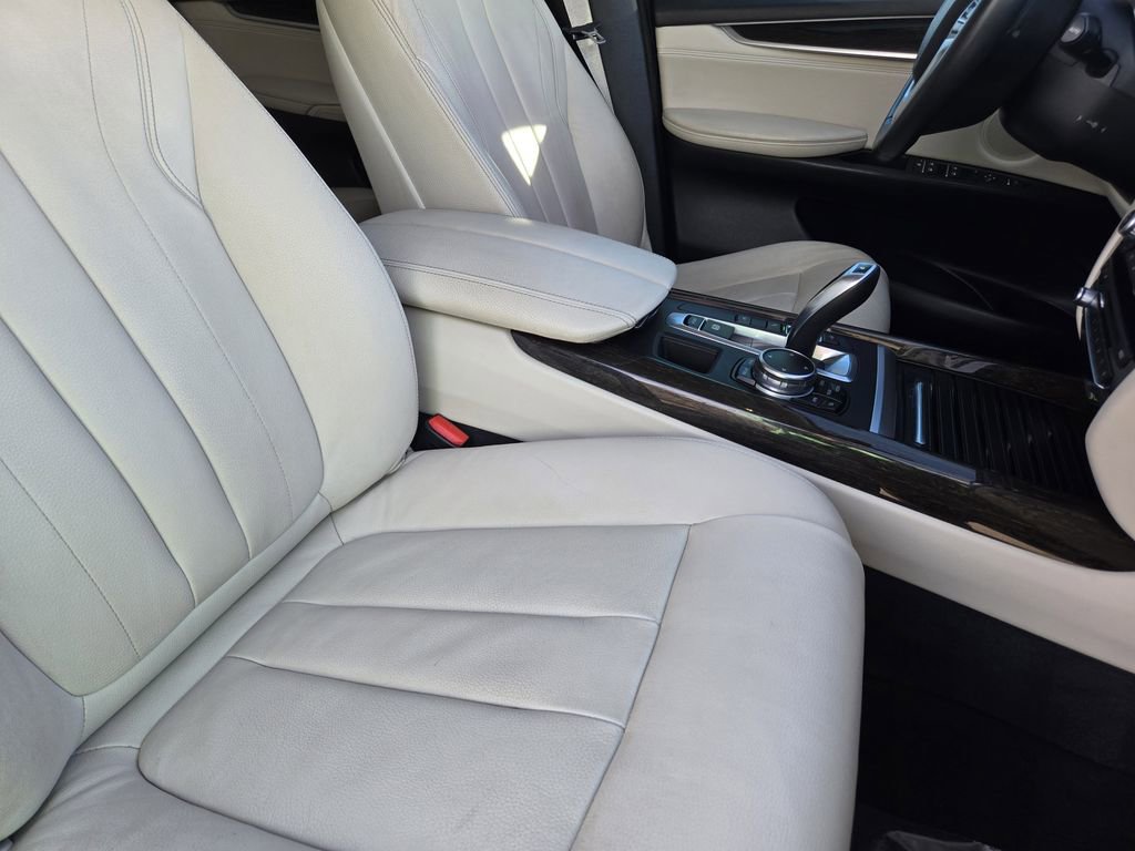 Used 2016 BMW X5 xDrive35d image 14