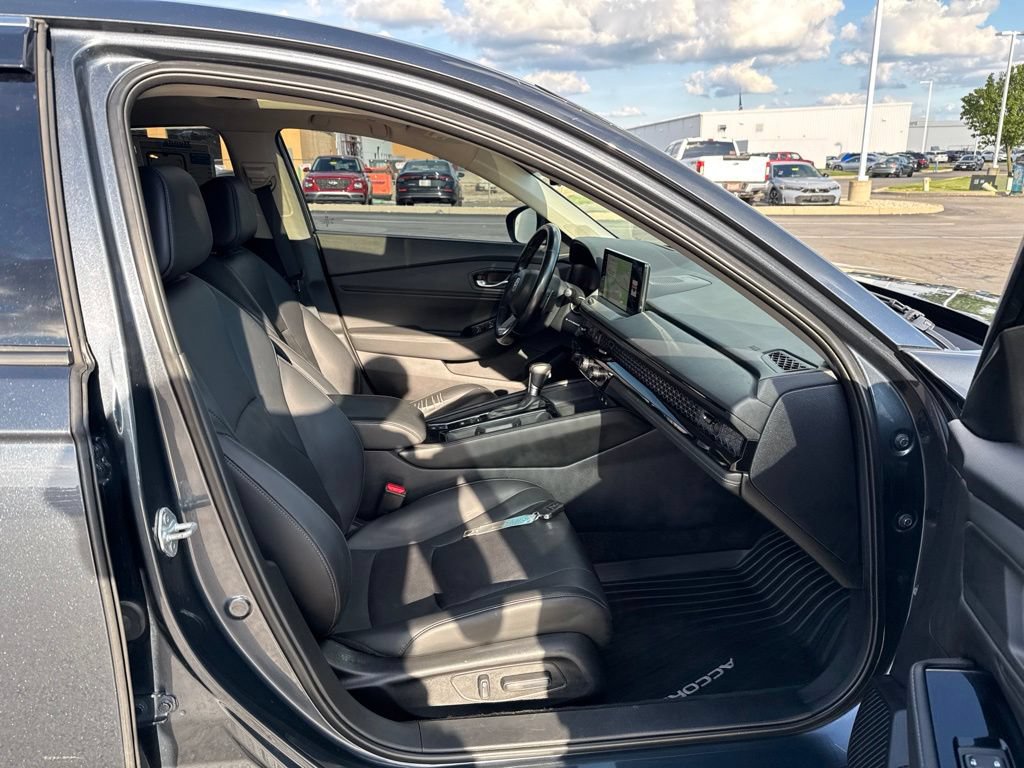 Used 2025 Honda Accord Touring image 42