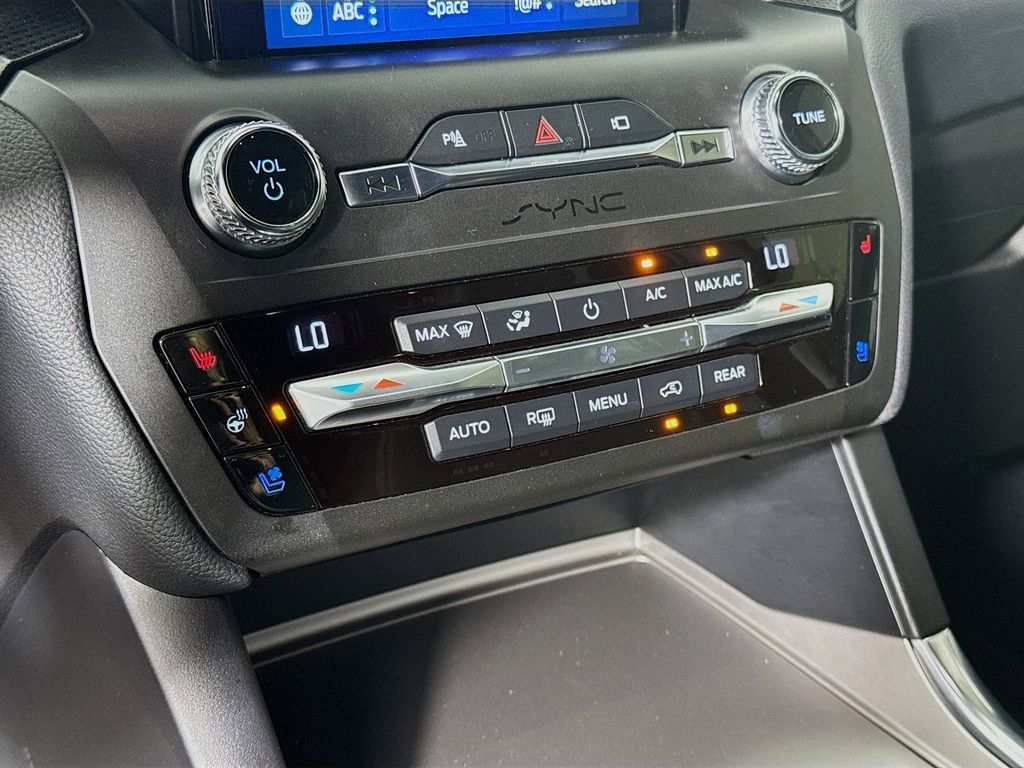 Used 2020 Ford Explorer ST w/ Premium Technology Package AWD/4WD image 16