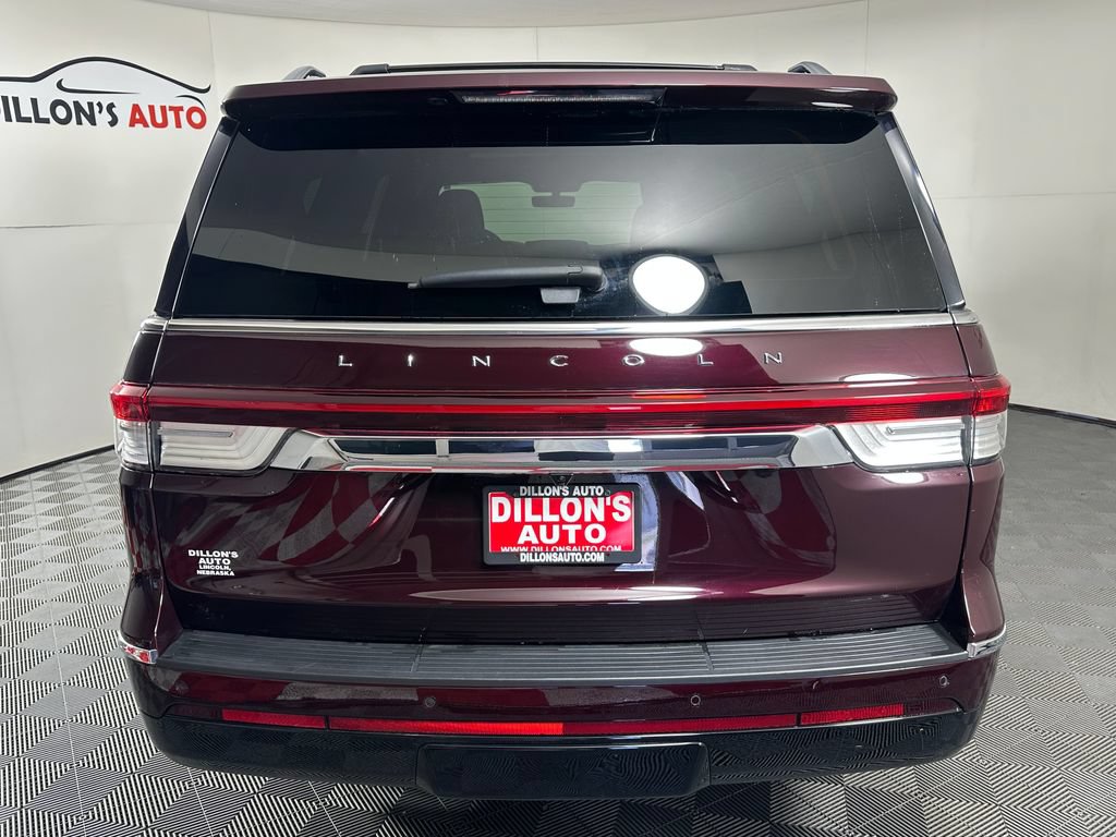 Used 2024 Lincoln Navigator L Reserve AWD/4WD image 5