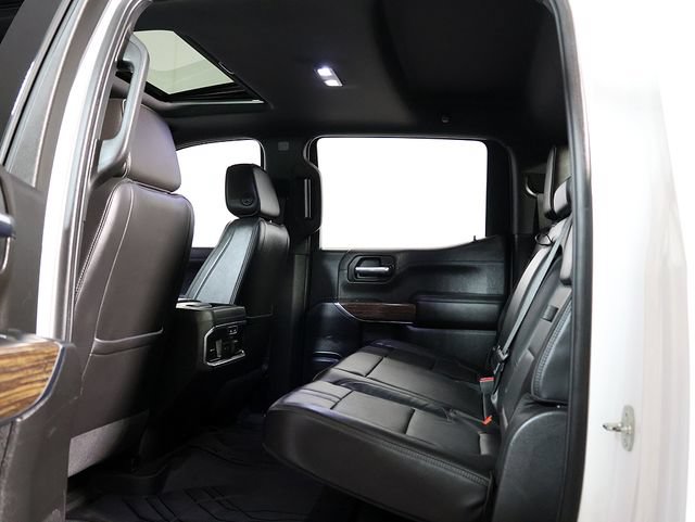Used 2020 Chevrolet Silverado 1500 High Country w/ Technology Package AWD/4WD image 15