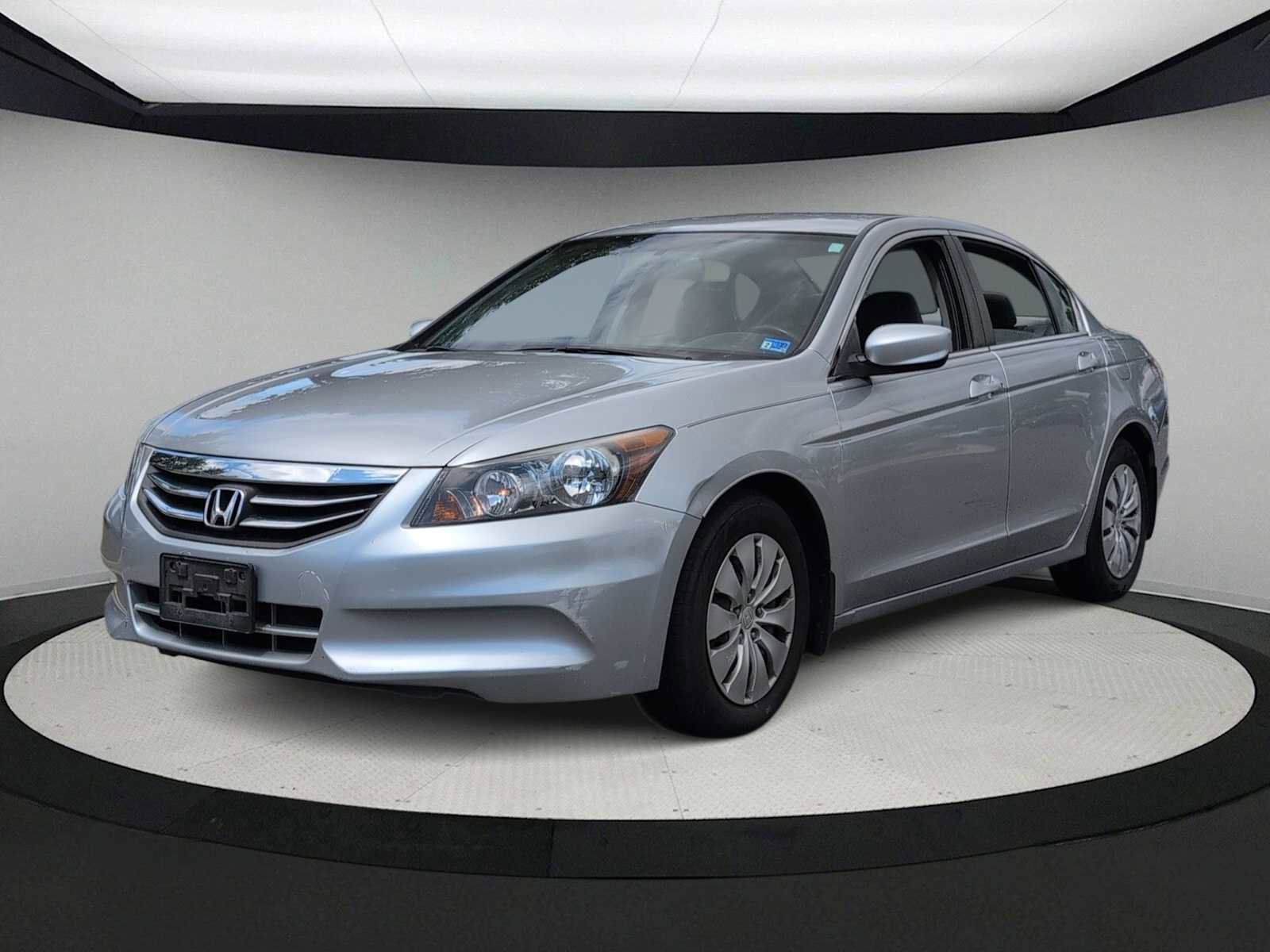 Used 2011 Honda Accord LX image 4