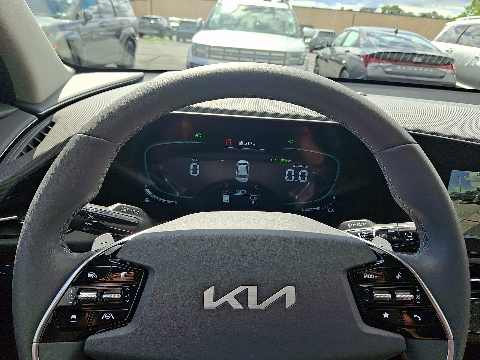 New 2026 Kia Niro EX FWD image 13