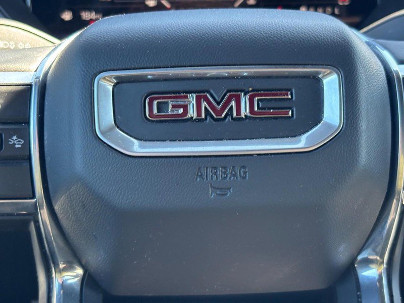 Used 2025 GMC Acadia Elevation image 19