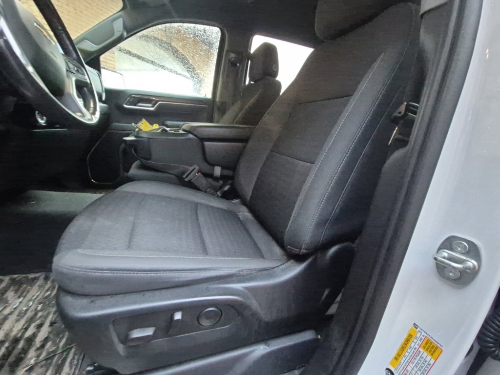 Used 2022 Chevrolet Silverado 1500 LT image 11