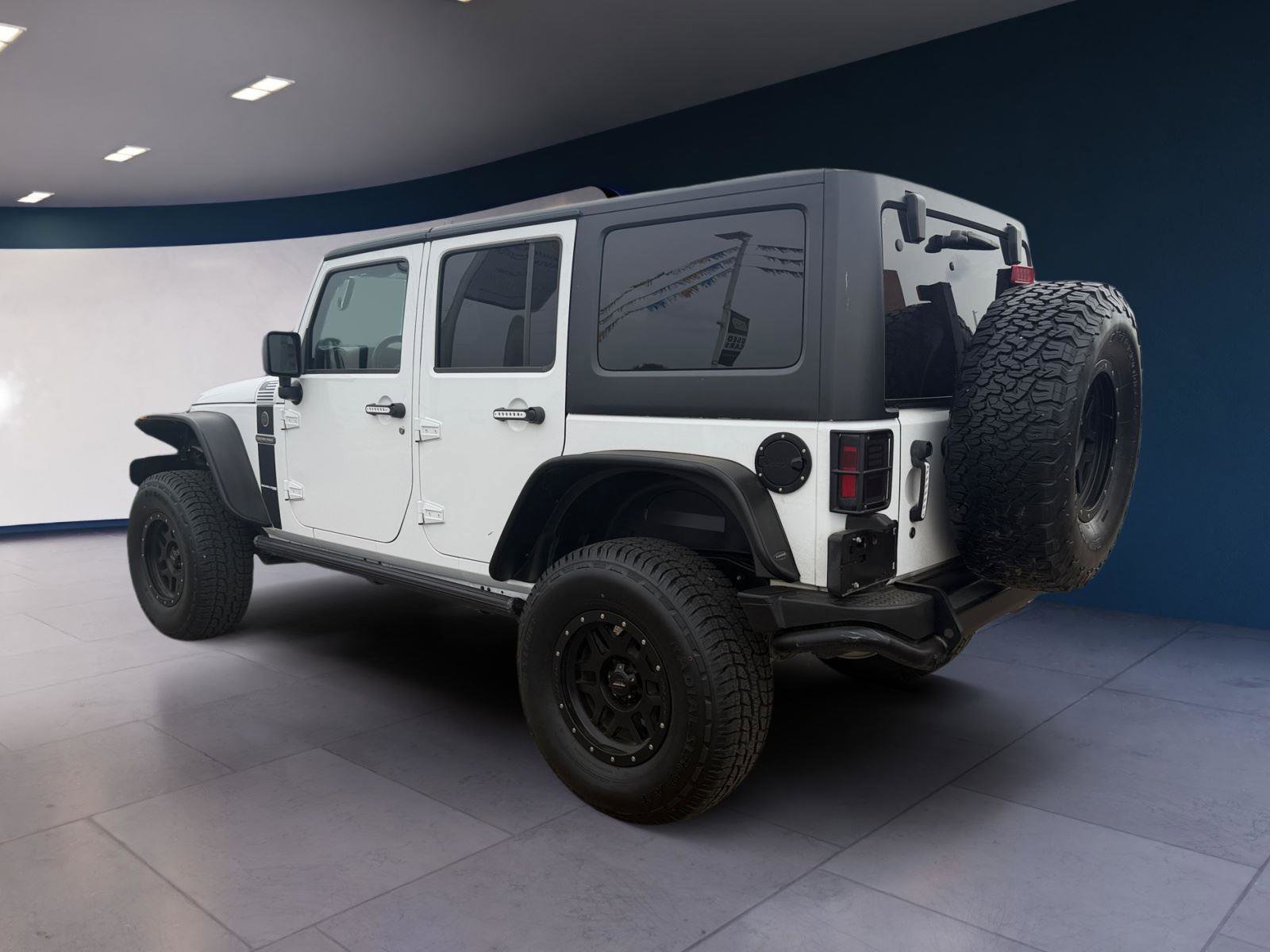 Used 2018 Jeep Wrangler Freedom Edition image 3