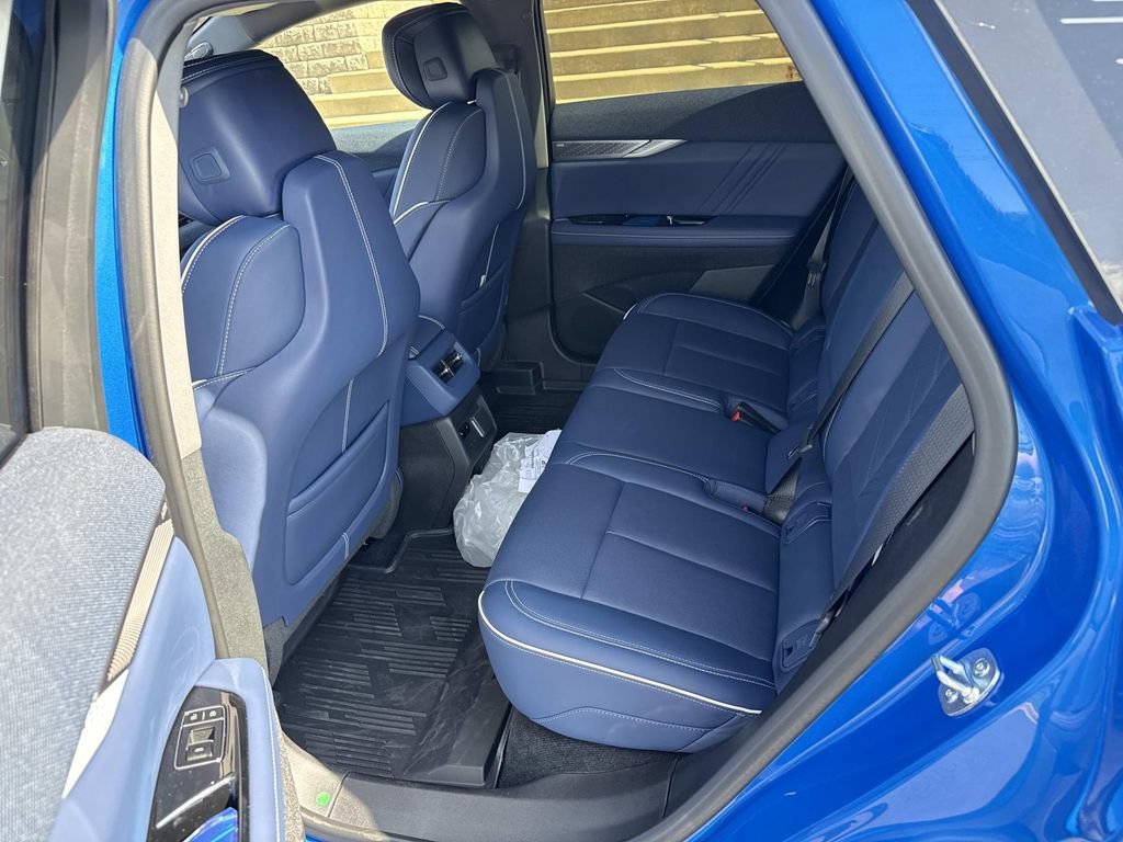 New 2027 Cadillac Optiq Premium Luxury w/ LPO, Floor Liner Package AWD/4WD image 9