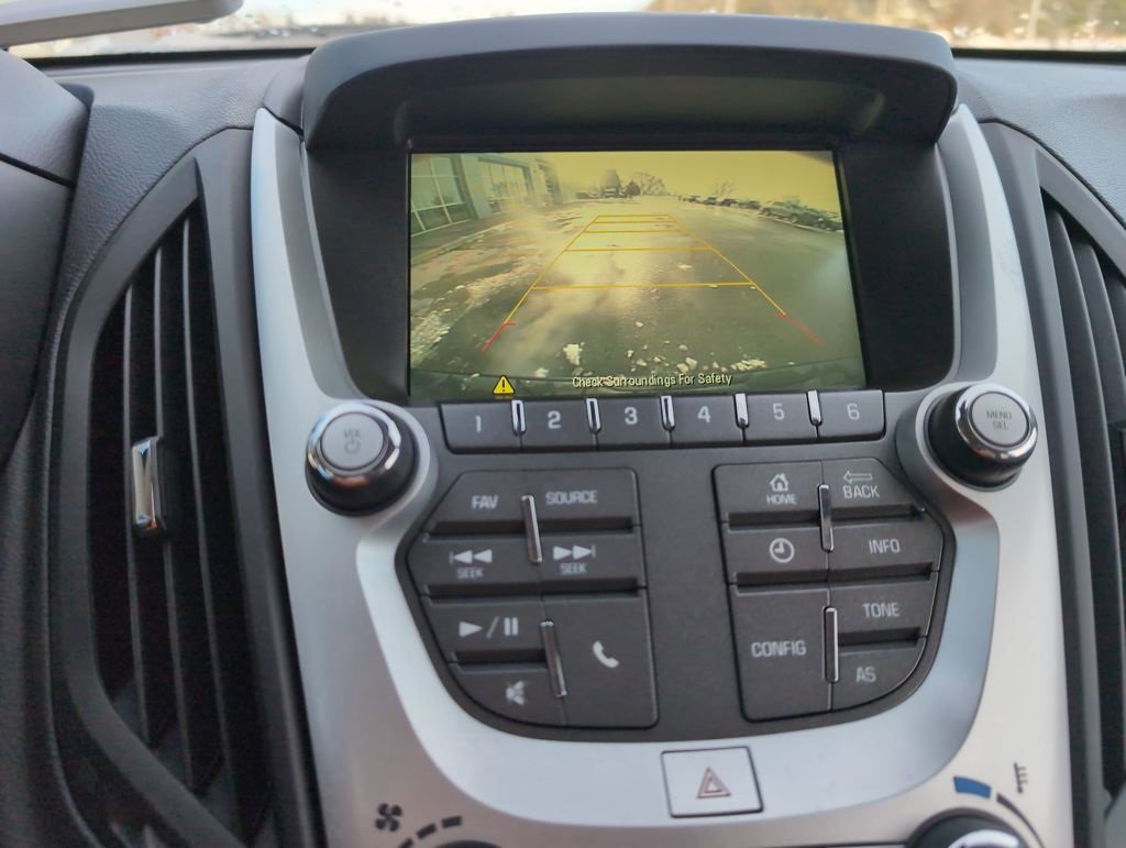 Used 2017 Chevrolet Equinox LT w/ Convenience Package image 17