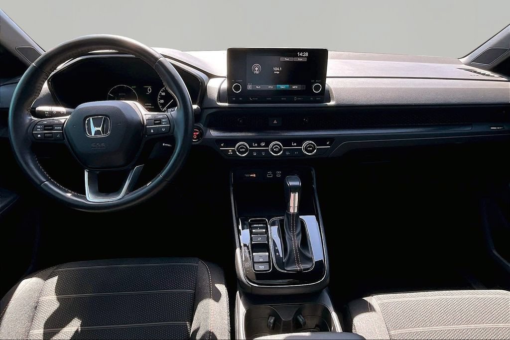 Used 2025 Honda CR-V Sport image 8