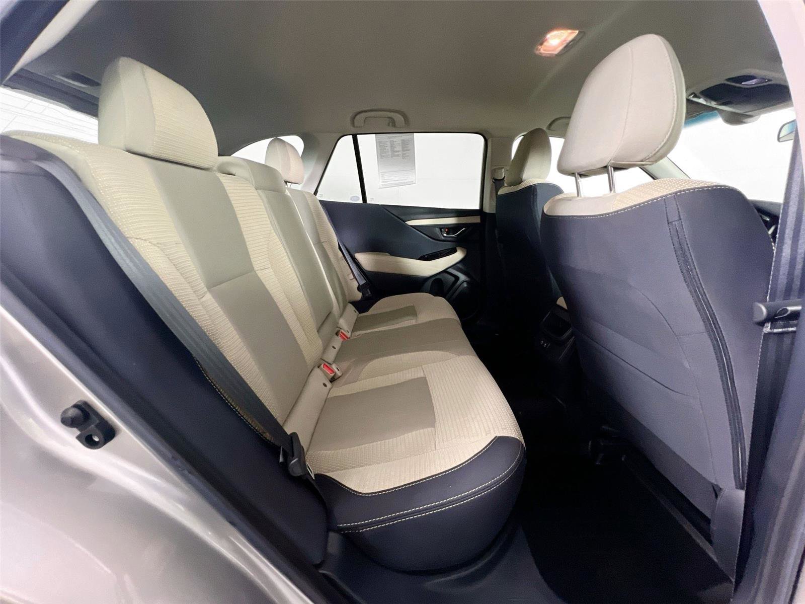 Used 2020 Subaru Outback Premium image 23