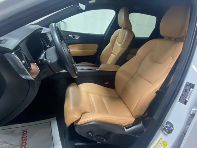 Used 2019 Volvo XC60 T5 Inscription w/ Protection Package Premier AWD/4WD image 10