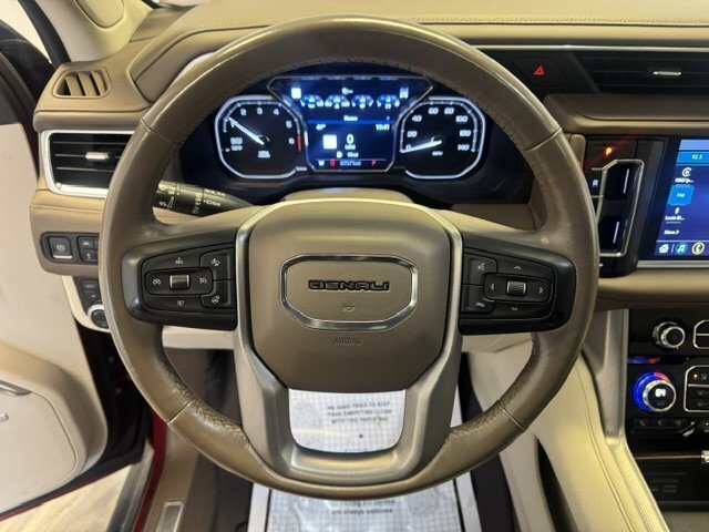 Used 2021 GMC Yukon Denali w/ Denali Ultimate Package AWD/4WD image 12
