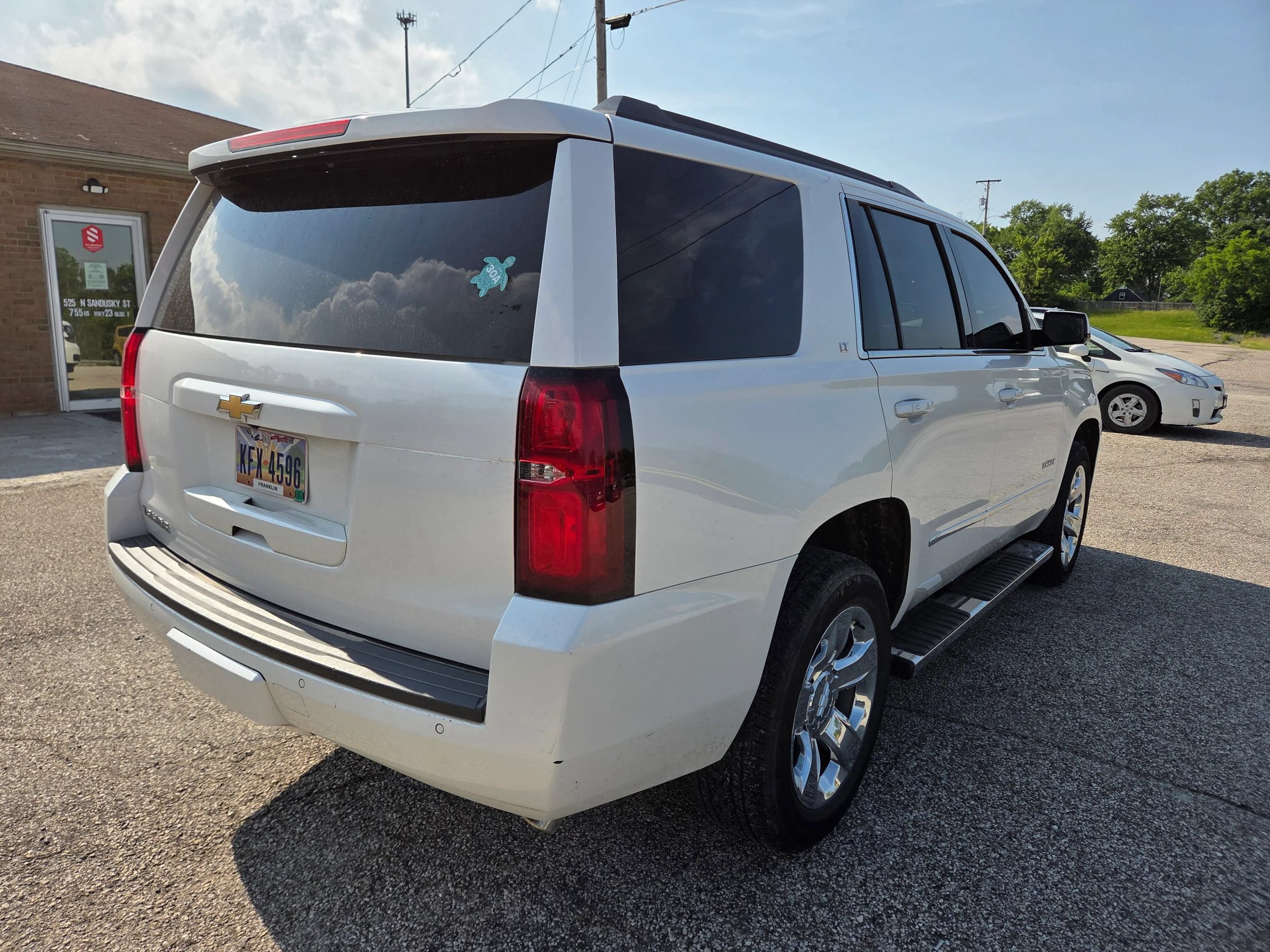 Used 2019 Chevrolet Tahoe LT w/ LT Signature Package AWD/4WD image 5