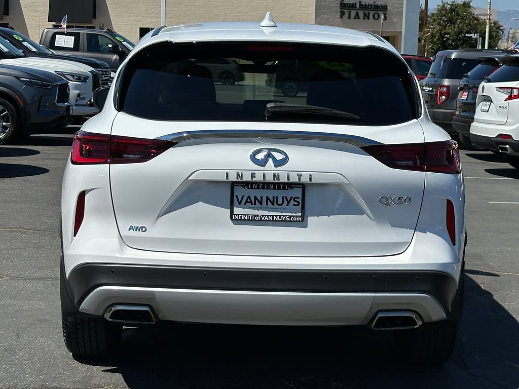 Used 2025 INFINITI QX50 Pure AWD/4WD image 6