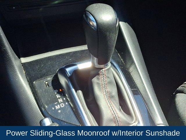 Used 2015 MAZDA MAZDA3 i Touring w/ Technology Package FWD image 11