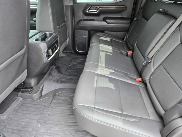 Used 2025 GMC Sierra 1500 Elevation w/ Elevation Premium Package AWD/4WD image 12