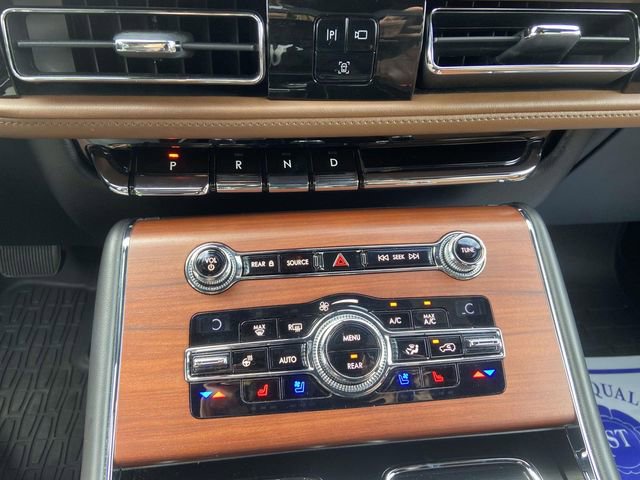 Used 2020 Lincoln Aviator Reserve w/ Elements Package Plus image 18