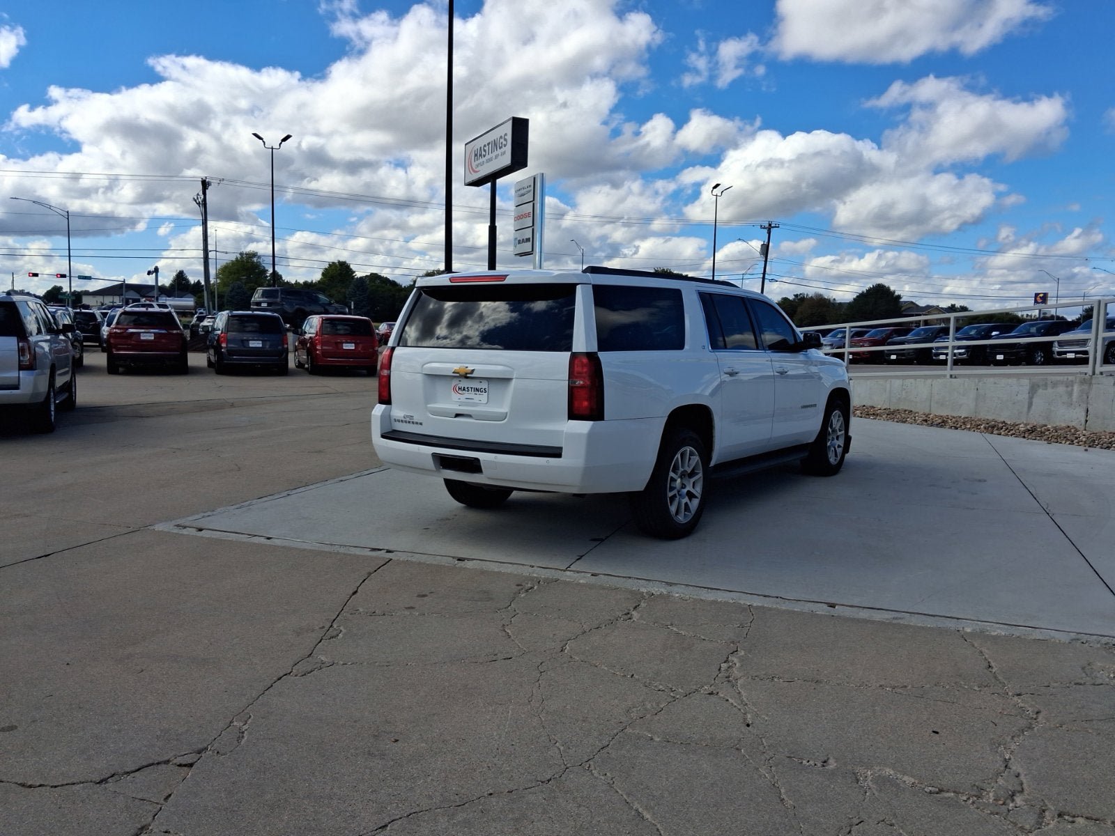 Used 2017 Chevrolet Suburban LT AWD/4WD image 5