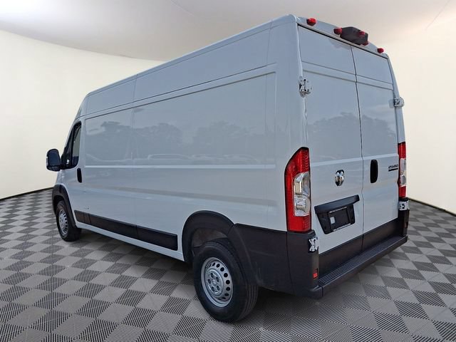 Used 2025 RAM ProMaster 2500 w/ Convenience Group FWD image 4