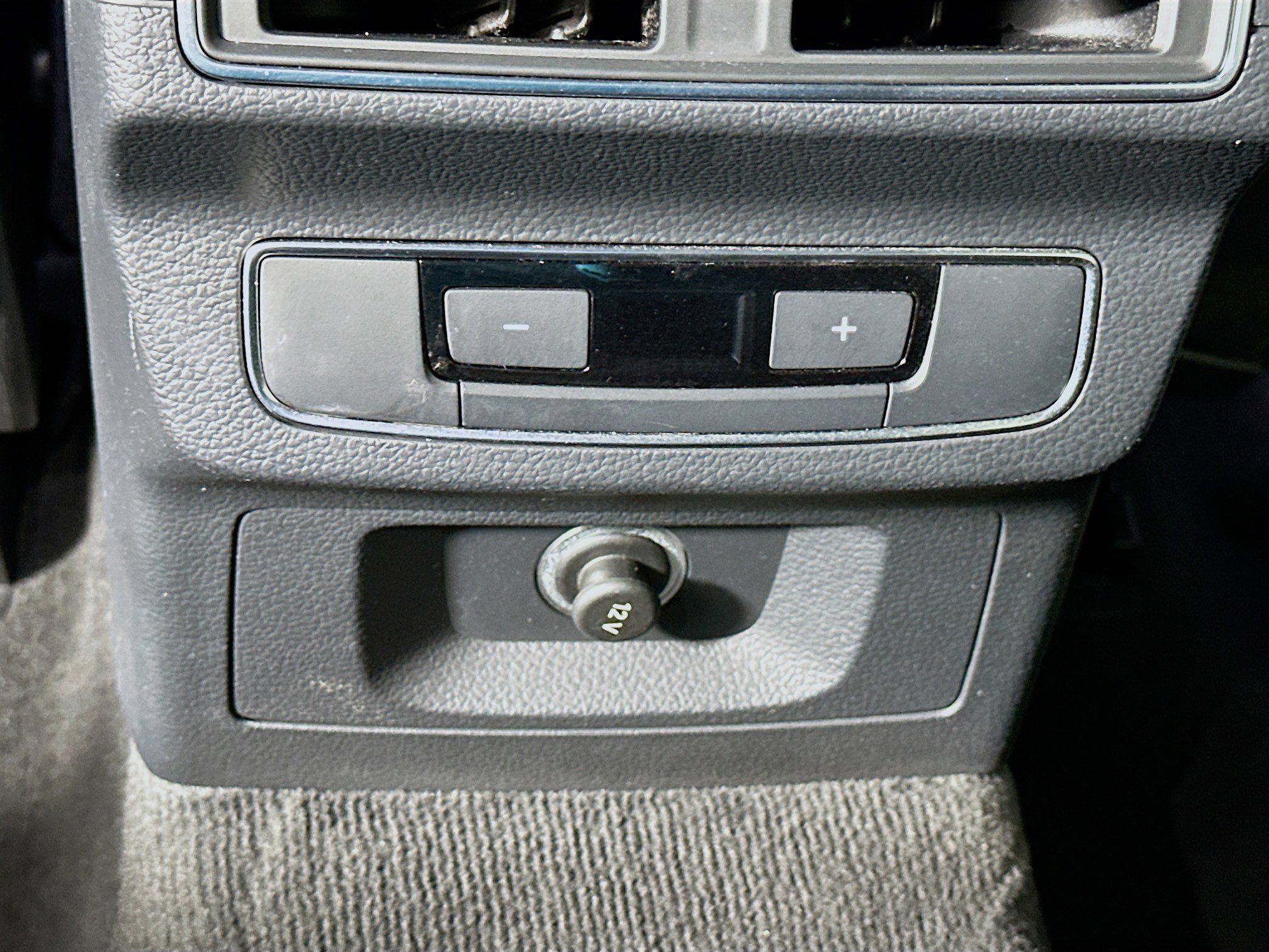 Used 2018 Audi SQ5 Premium Plus w/ S Sport Package image 28