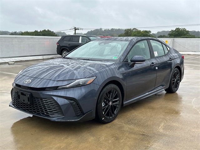 New 2026 Toyota Camry SE image 2