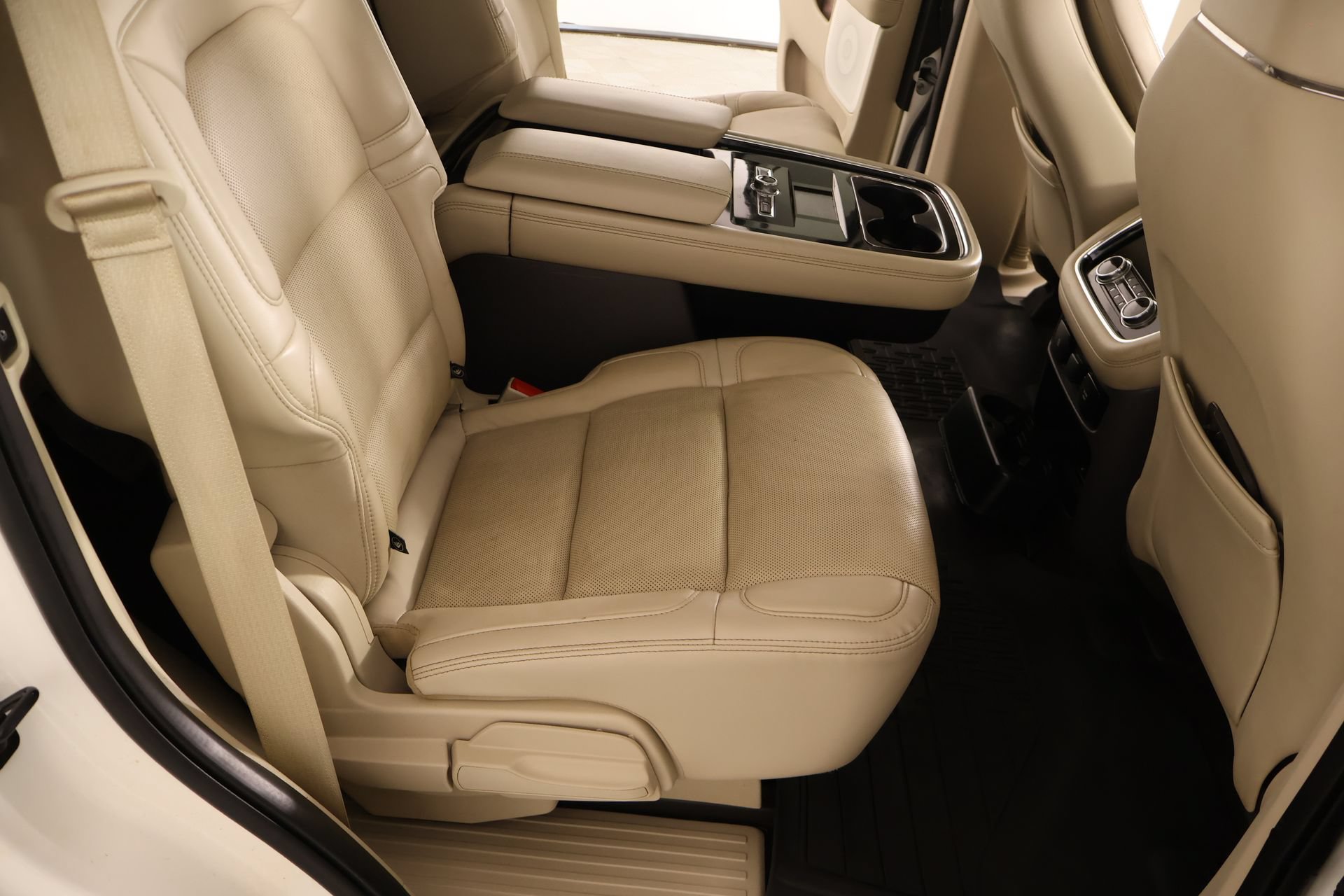 Used 2020 Lincoln Navigator Reserve w/ Luxury Package AWD/4WD image 16