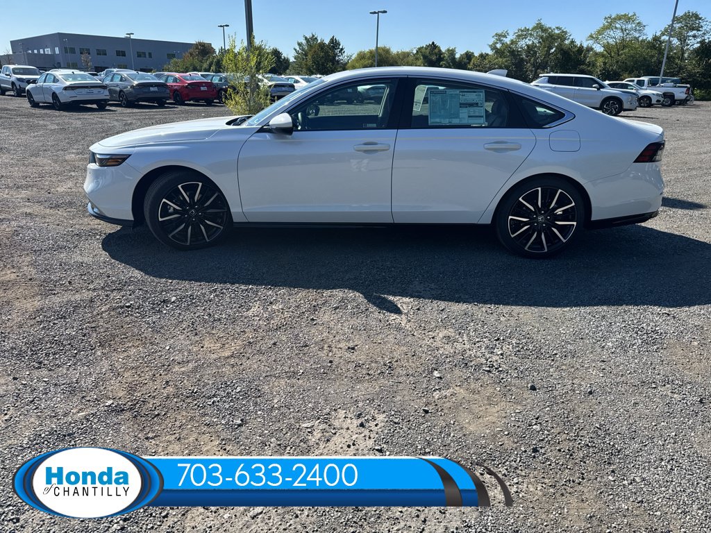 New 2026 Honda Accord Hybrid Touring image 4