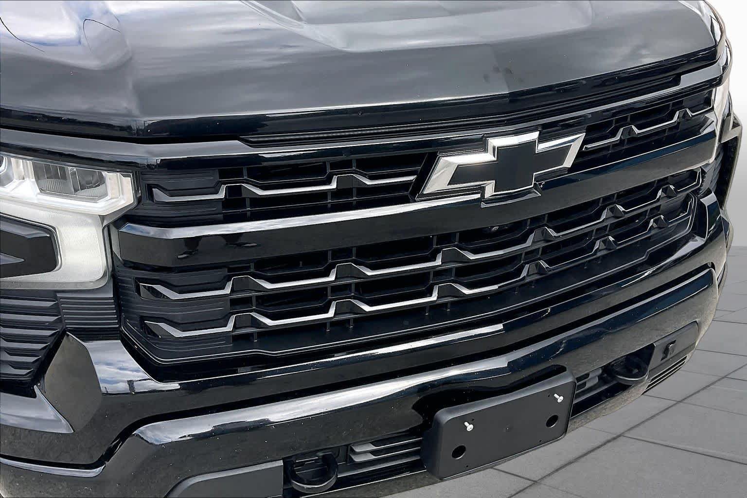 Used 2023 Chevrolet Silverado 1500 RST AWD/4WD image 31