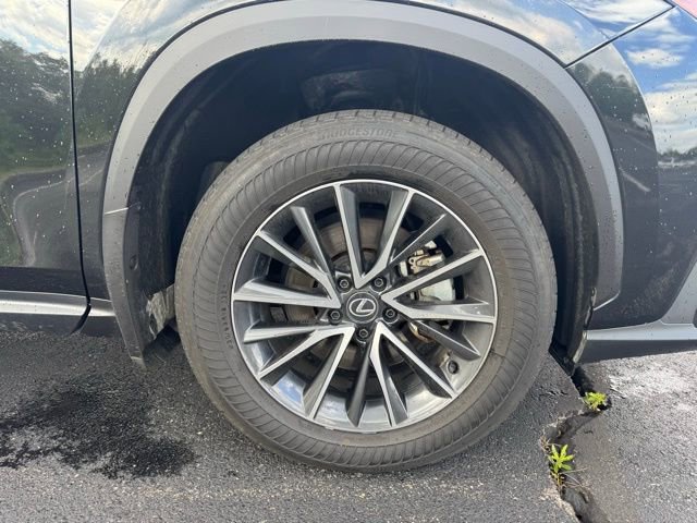 Used 2025 Lexus NX 350h AWD w/ Accessory Package (2T) image 9